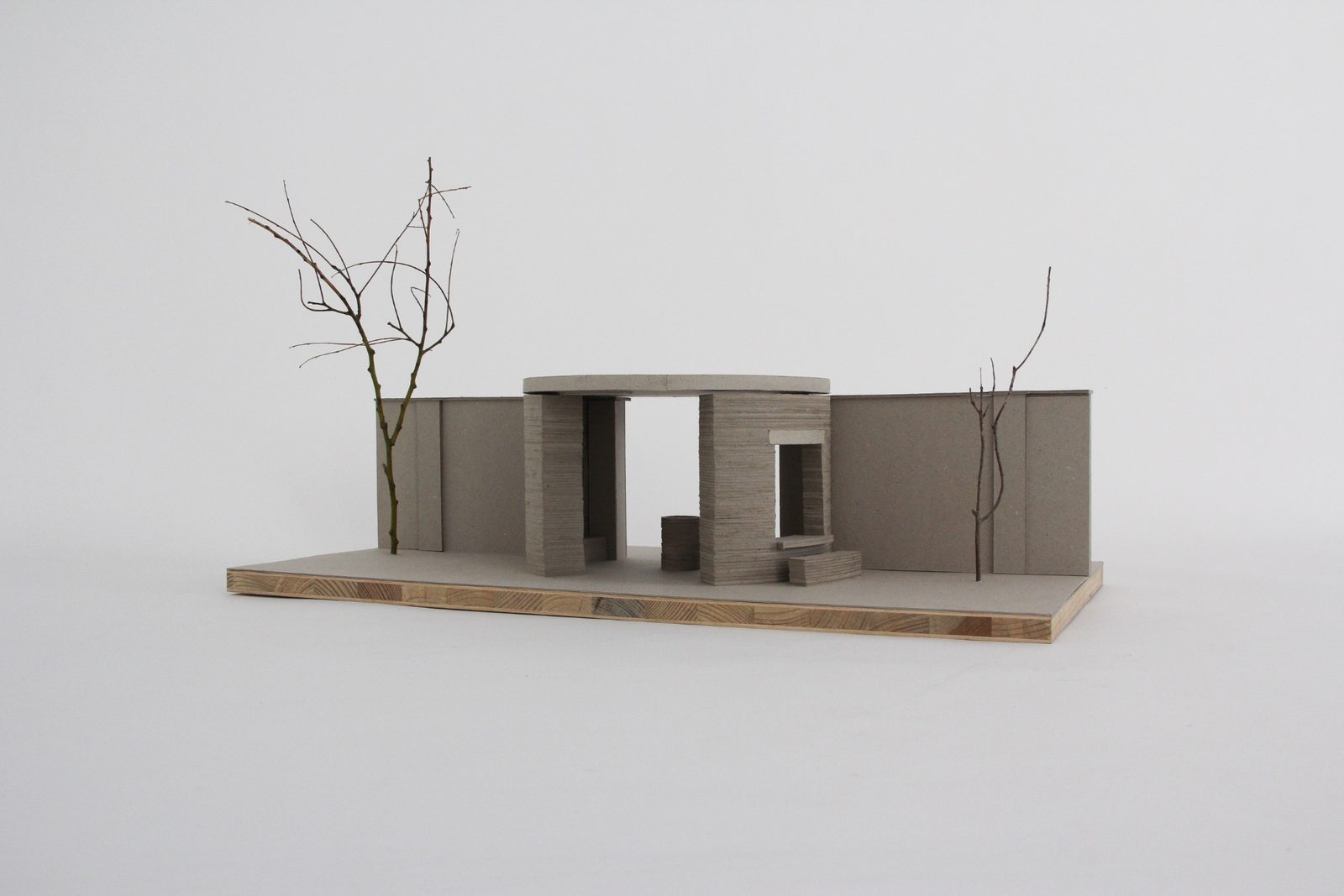 Schichten — Alter Nordfriedhof — Architektur von Carl Dobmeier, 2025 — Abbildung 4