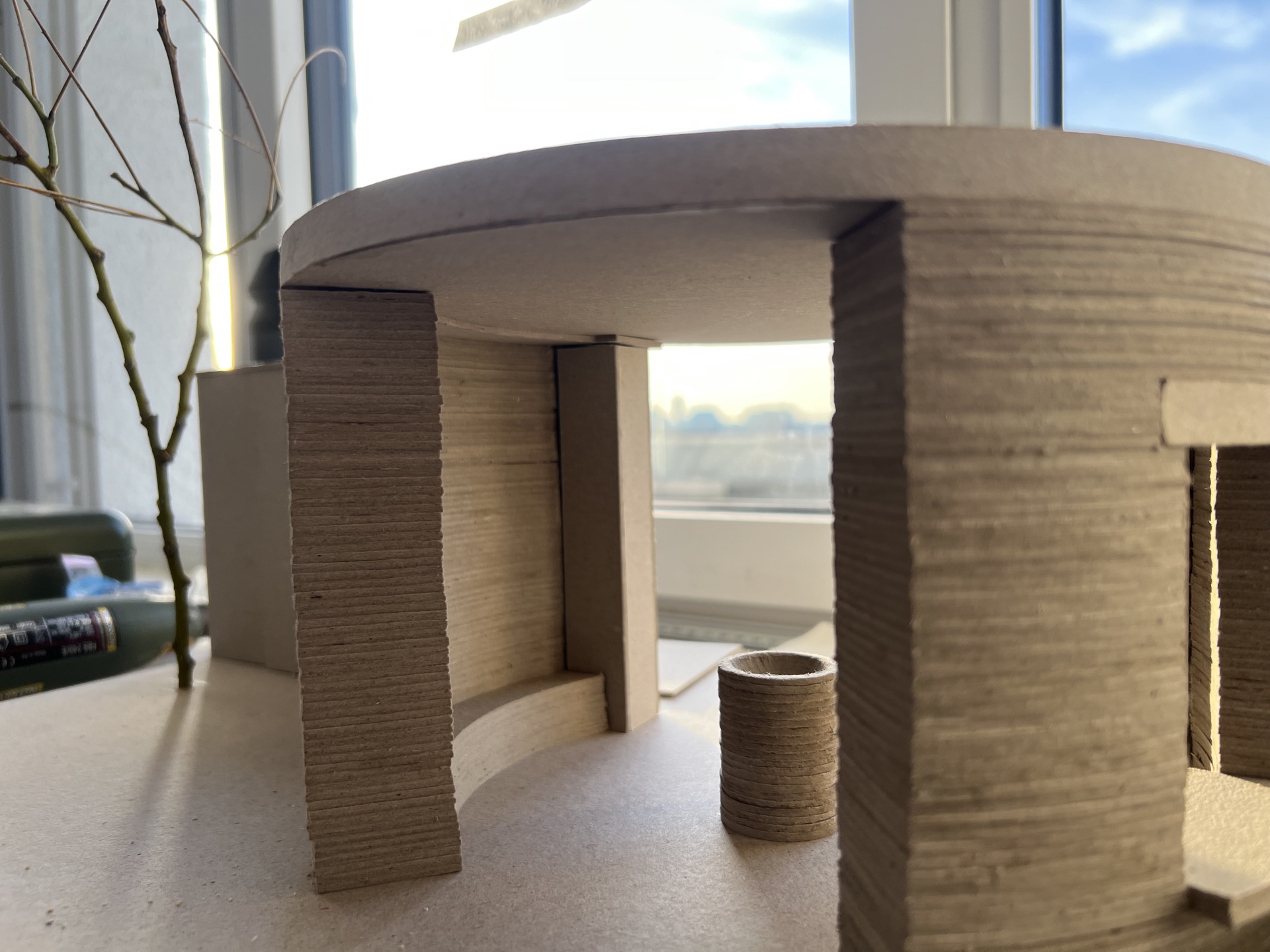 Schichten — Alter Nordfriedhof — Architektur von Carl Dobmeier, 2025 — Abbildung 3
